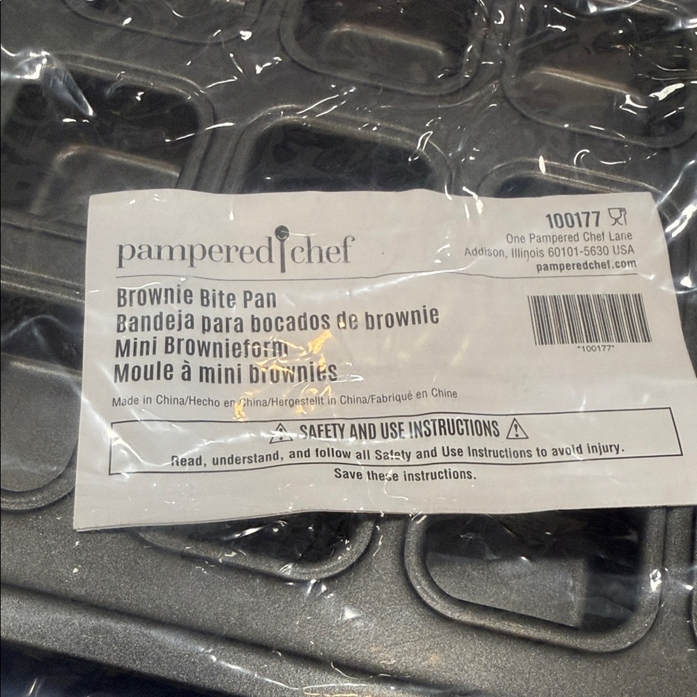 Pampered Chef Dark Gray Mini Brownie Bite Pan - Picture 1 of 3